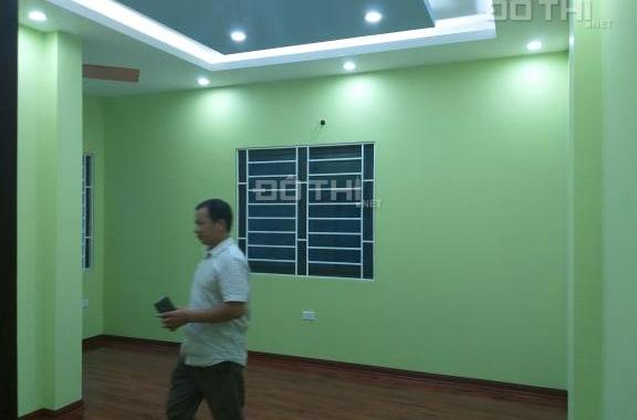 Bán nhà ngõ 61 đường Phùng Chí Kiên, Nghĩa Đô, DT 40 m2 x 4T, giá 3,5 tỷ