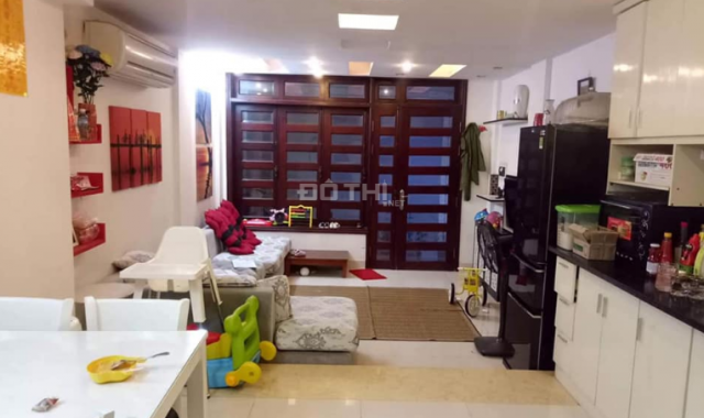 Nhà đẹp mê li phong cách Châu Âu hơn 2 tỷ Nguyễn Khang, Q. Cầu Giấy 40m2, 6 tầng