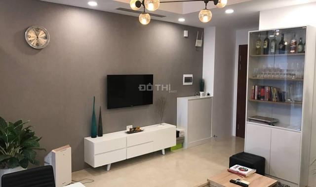 Cho thuê CHCC Hà Nội Center Point, Lê Văn Lương, 80m2, 2 PN sáng. Full nội thất thiết kế