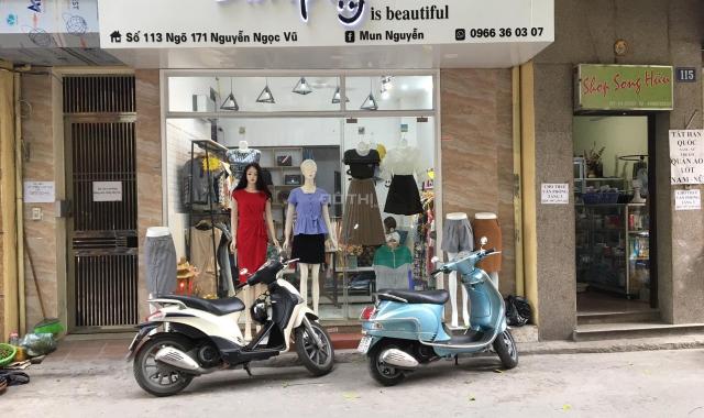 Sang nhượng shop thời trang 113 ngõ 171 Nguyễn Ngọc Vũ, Trung Hòa