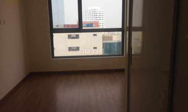 Cho thuê căn hộ chung cư Times Tower Lê Văn Lương, 3 PN sáng. Nội thất cơ bản, giá 14 tr/th