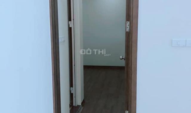 Cần cho thuê CHCC FLC 18 Phạm Hùng, Mỹ Đình II, giá rẻ 7 tr/tháng. LH: 0967975363