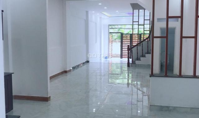 Nhà có gara ô tô Lê Đức Thọ, P. 15, Gò Vấp, hẻm 7m rộng