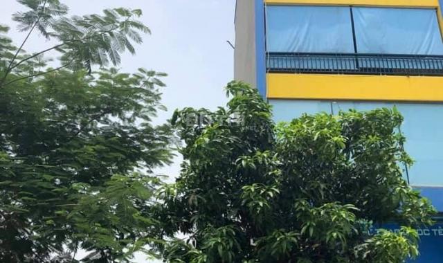 Bán nhà đẹp 5 tầng tại Quận Long Biên, Hà Nội, giá cực tốt