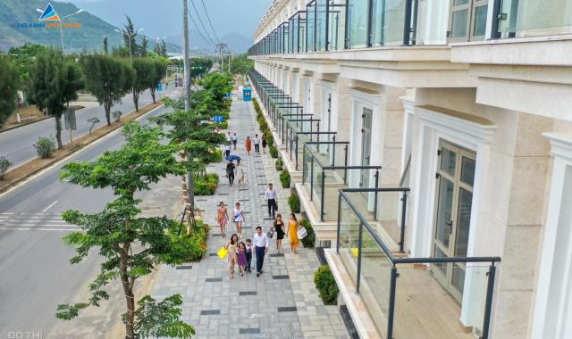 Tháng 8 - Đất Xanh Miền Trung suất ngoại giao 5 căn shophouse TT Đà Nẵng trục 25m, từ 22 tr/m2