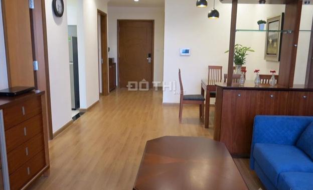 Nhu cầu cho thuê căn hộ 2PN nội thất mới để ở chung cư Phú Thọ, LH: 0869.796.700