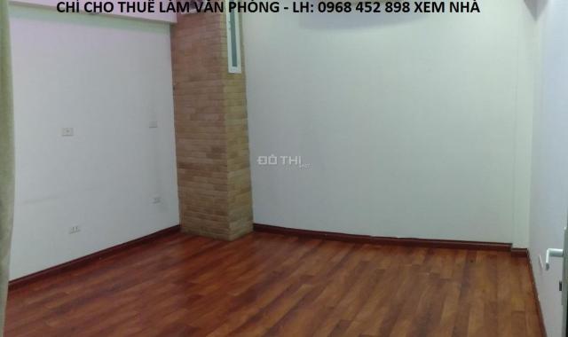 Cho thuê nhà riêng làm VP tại Duy Tân, Cầu Giấy, căn nhà ngã ba Duy Tân, DT 60m2