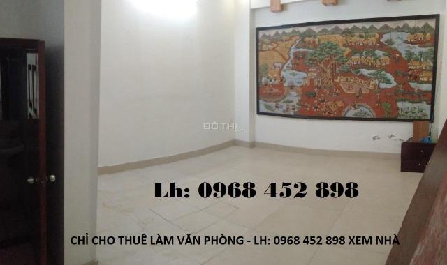 Cho thuê nhà riêng làm VP tại Duy Tân, Cầu Giấy, căn nhà ngã ba Duy Tân, DT 60m2