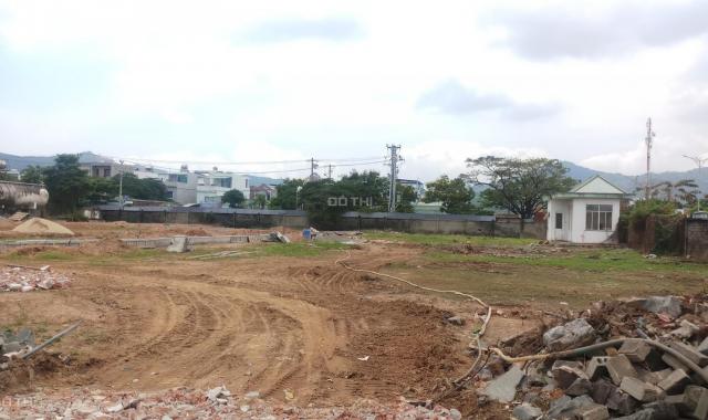 Bán đất chính chủ trung tâm TP. Đà Nẵng, giá chỉ 2.05 tỷ. Liên hệ: 0906 562 362