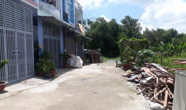 Cần bán lô đất ngay trung tâm quận Bình Tân
