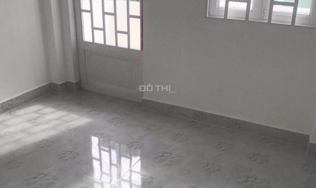 Nhà Âu Cơ, 3 tầng thoáng 2 mặt, tổng gần 42m2, giá 3.8 tỷ