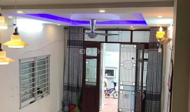 Bán gấp nhà Ngô Thi Sỹ, 35m2*4 tầng kiên cố, cách ô tô 40m, để lại nội thất, giá có 2.38 tỷ