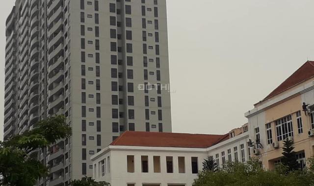 Biệt thự Hoàng Quốc Việt, Q Cầu Giấy 97m2, 4 tầng - ô tô vào nhà - văn phòng - thoáng trước sau