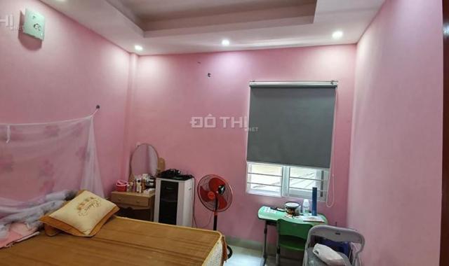 Bán nhà Vạn Phúc 40m2, 5 tầng, kinh doanh đỉnh, ô tô đỗ cửa. Giá chỉ 3,15 tỷ