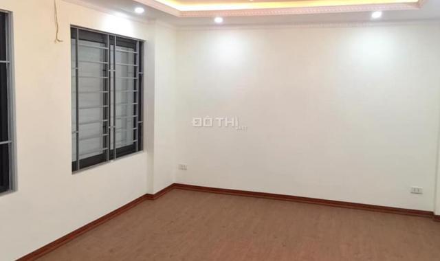 Bán nhà Kim Giang kinh doanh ô tô đỗ cửa 40m2 * 5 tầng, giá 3.5 tỷ, LH 0983911668