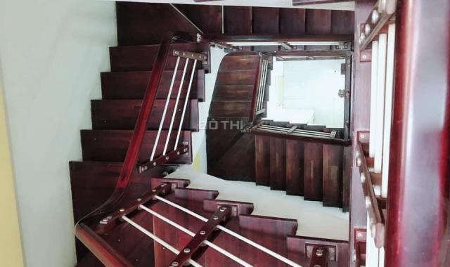 Bán nhà phố Vũ Trọng Khánh, phân lô, ô tô tránh, DT 50 m2, MT 5m, 5 tầng, giá 5 tỷ