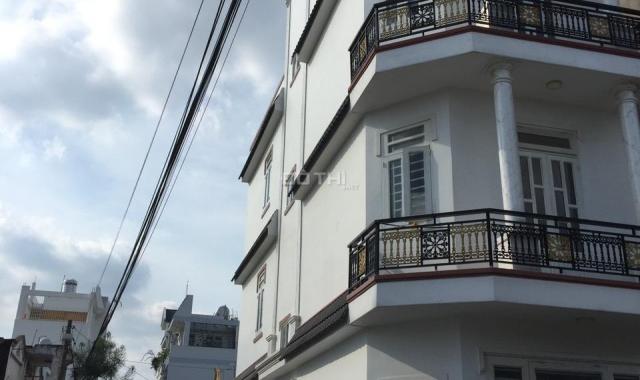 Cho thuê nhà, góc 2 MT nội bộ Lê Văn Khương, P. Hiệp Thành, Q12, 4x16,2m, giá 12 triệu/tháng