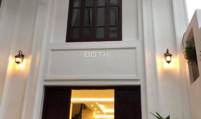 Bán nhà mặt phố bờ sông Nguyễn An Ninh, DT 45m2, MT 3,8m. Giá 8 tỷ