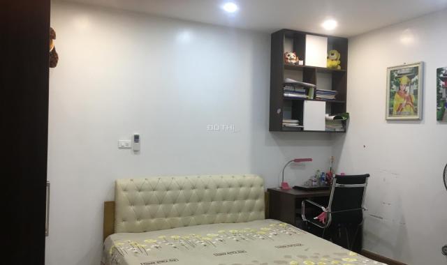 Chính chủ bán căn hộ 11 tòa R1 Goldmark City 136 Hồ Tùng Mậu