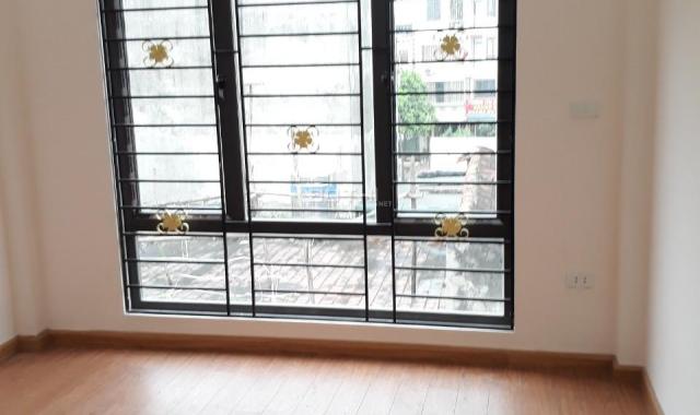 Nhà phố Bà Triệu, Hà Đông, 40m2 x 3 tầng, giá 1,95 tỷ, 0986136686