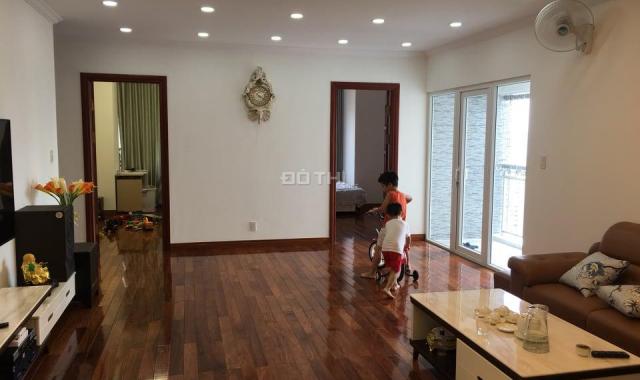 Bán căn hộ CCCC M5, số 91 Nguyễn Chí Thanh, Đống Đa 133m2, 3PN, 2 wc, đủ nội thất xịn, giá 4,6 tỷ