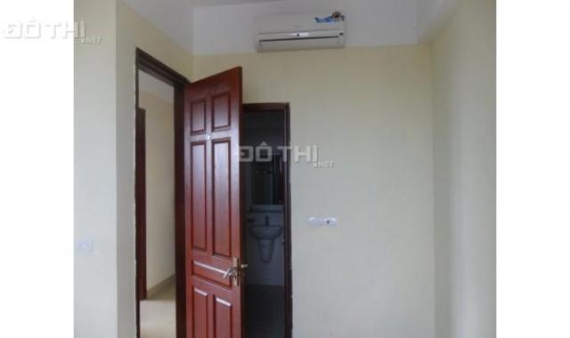 Cho thuê căn hộ chung cư tòa nhà Hoà Phát - 257 Giải Phóng, 95m2, 3PN