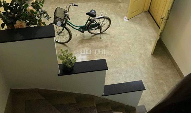 Lô góc 3 thoáng vĩnh viễn, Khương Trung, 34m2, 4 tầng, MT 6m, cách phố 10m. Gía 2.5 tỷ