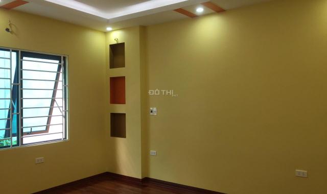 Bán nhà 5 tầng mới hoàn thiện phố Linh Quang, có thang máy, tiện KD