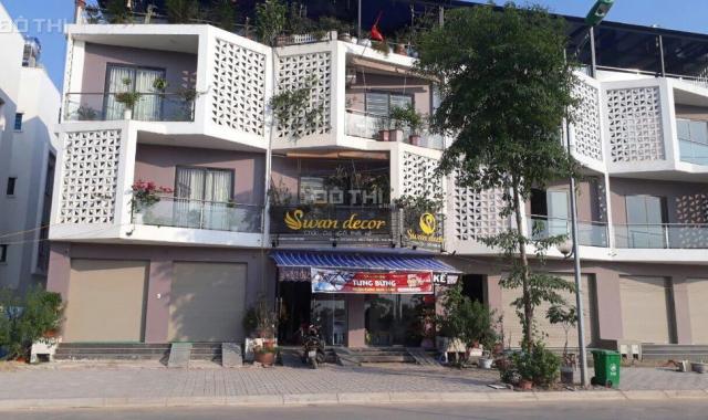 Bán căn shophouse duy nhất đường 30m, giá gốc từ chủ đầu tư chỉ 4 tỷ. Hotline: 0963 865301