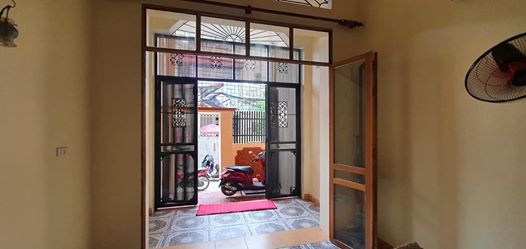 Nhà ngay Bà Triệu, Hà Đông, bán đất tặng nhà 3 tầng, 55m2 chỉ 2.45 tỷ. LH 0978810586