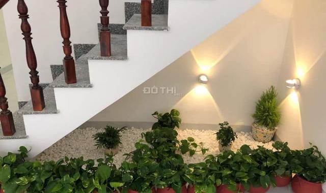 Bán nhà 1 trệt, 1 lầu ngay Lê Trọng Tấn, sổ hồng, diện tích SD 56m2. Giá 1.65 tỷ