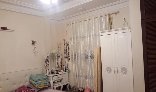 Bán gấp nhà ở Lương Định Của, Đống Đa, 25m2, 4 tầng, 2.3 tỷ, liên hệ 0945818836