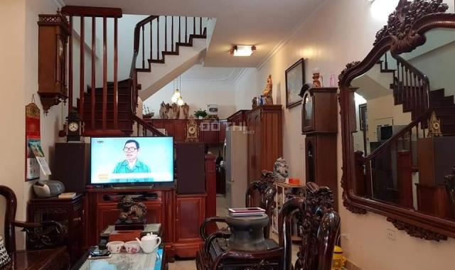 Chính chủ bán nhà phân lô phố Trung Kính, Cầu Giấy. DT 60m2 x 5T, đường ô tô tránh, giá 10 tỷ