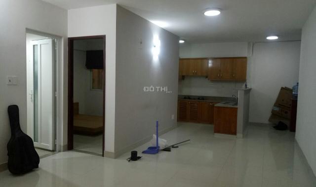 Cho thuê căn hộ Thủ Thiêm Star, Q2, nhà rất đẹp, DT 82m2, 2PN, 2WC, giá chỉ 7.8 tr/th. 0907706348