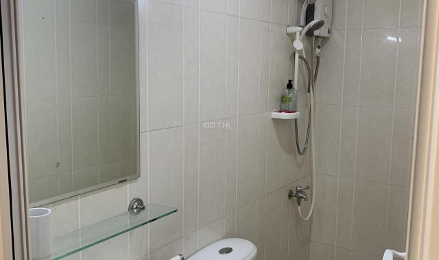 Cho thuê căn hộ Thủ Thiêm Star, Q2, nhà rất đẹp, DT 82m2, 2PN, 2WC, giá chỉ 7.8 tr/th. 0907706348