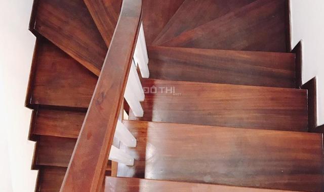 Bán nhà in ra tiền phố Kim Mã, ngõ ô tô, 38m2x5t, nhỉnh 3 tỷ