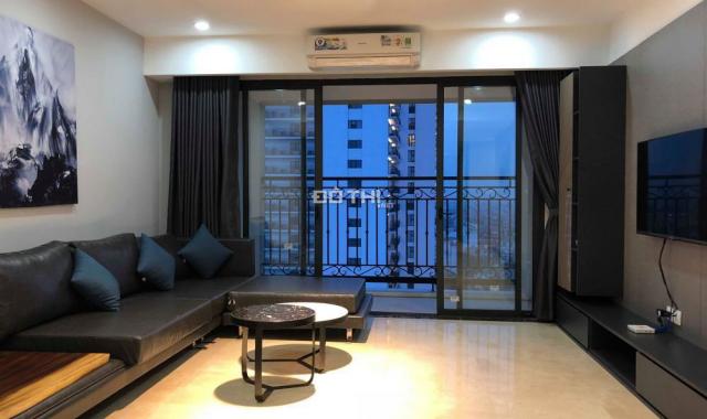 Cho thuê căn hộ view Hồ Tây, full đồ nội thất, DT 146 m2, 3PN, LH chủ nhà để nhận giá ưu đãi