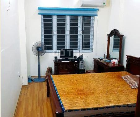 Bán gấp nhà phố Tân Mai 32m2, 4 tầng, lô góc, gần phố, chỉ 2 tỷ