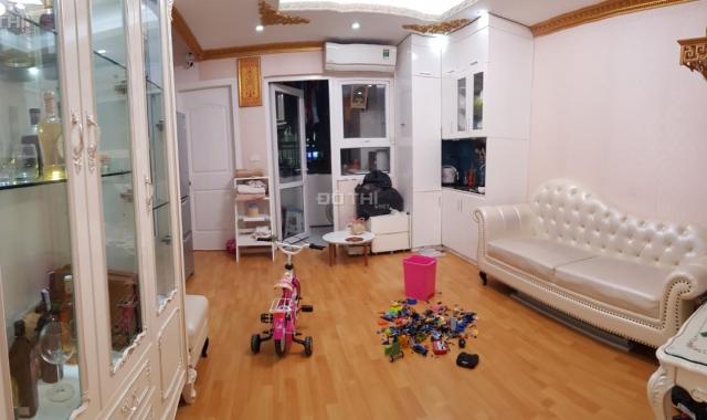 Bán căn hộ ở Linh Đàm, 2 phòng ngủ, 1 vệ sinh, giá 800 triệu