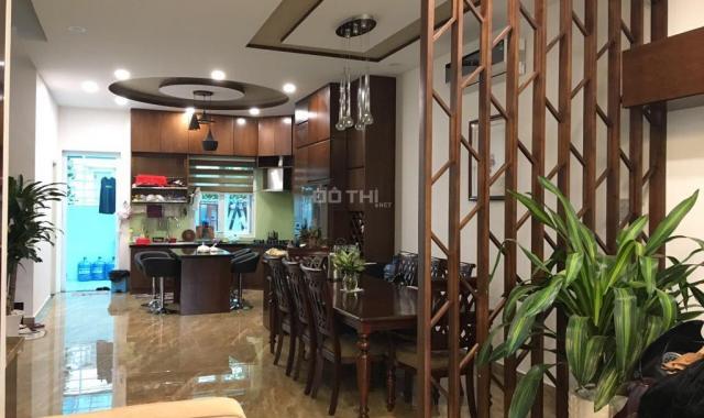 Bán biệt thự Melosa Quận 9, khu compound an ninh yên tĩnh hướng Đông, 10 tỷ, nhà đẹp - 0901478384