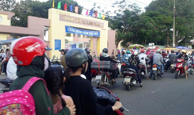 Đất nền liền kề khu tái định cư D2D