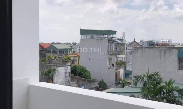 Chính chủ bán gấp căn nhà 4 tầng tại tổ 15 Thạch Bàn, Long Biên. LH 0967455268