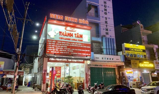 Bán gấp! Nhà mặt tiền trung tâm thành phố Plei Ku, Gia Lai, giá tốt