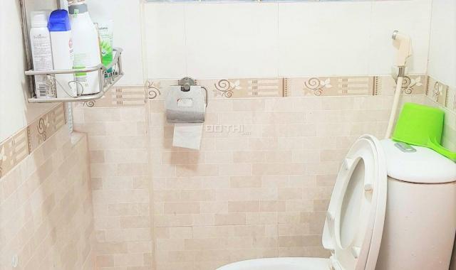 Bán CCMN Chùa Láng, 48m2, đầy đủ tiện ích, 1.1 tỷ