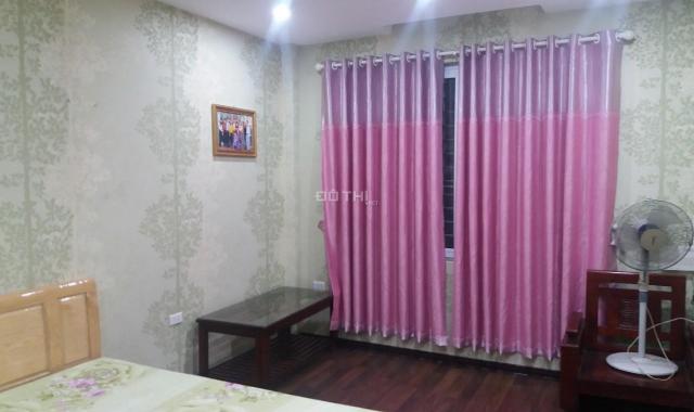 Bán nhà phân lô phố 8/3, Quỳnh Mai 50m2 x 4T giá 5.7 tỷ ô tô vào nhà