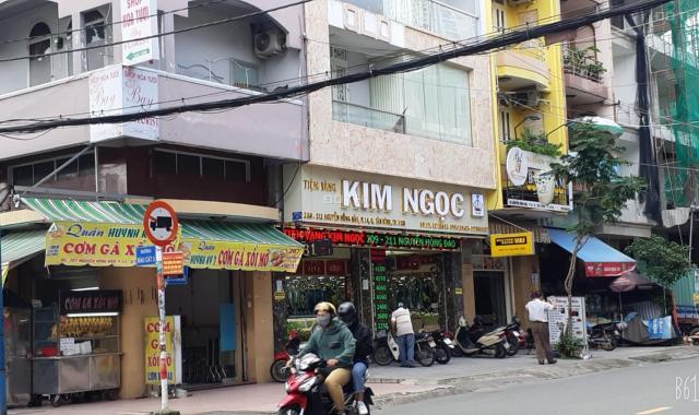 Bán nhà 2 mặt tiền đường Nguyễn Hồng Đào, Tân Bình, kinh doanh sầm uất, DT 4m5x14m