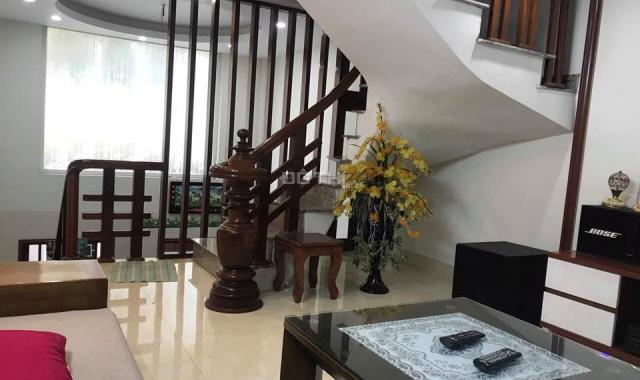 Cho thuê nhà riêng đầy đủ tiện nghi tại Giang Biên, Long Biên S: 35m2 x 4 tầng. Giá thuê: 7tr/tháng