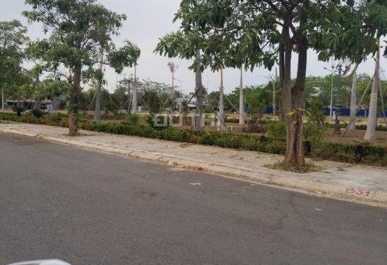 BT nằm ngay trên đường Nguyễn Duy Trinh đang xây gần xong, kẹt tiền nên muốn chuyển nhượng lại