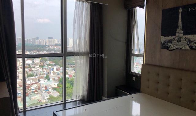 Cần bán căn hộ Sunrise City khu South, DT 138m2, nội thất cao cấp, giá 5.350 tỷ. LH 0909958178