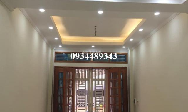 Bán nhà mới đẹp 4 tầng phố Võ Văn Dũng, Đống Đa, nhỉnh 5 tỷ, 0934489343